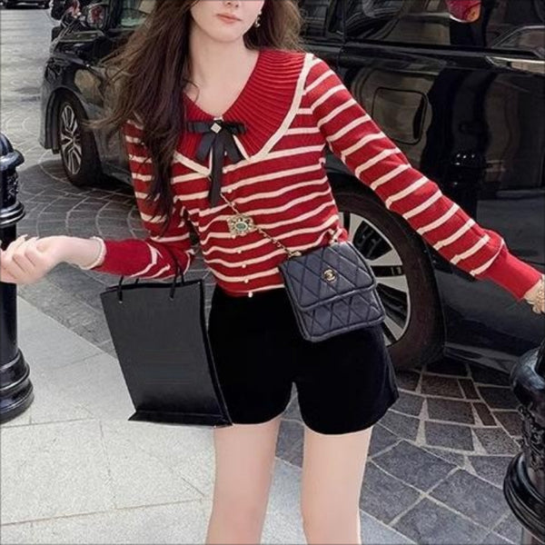 Chic Women's Doll Collar Sweater with Bow Accent in Red. Feminine and versatile pullover with charming bow design.