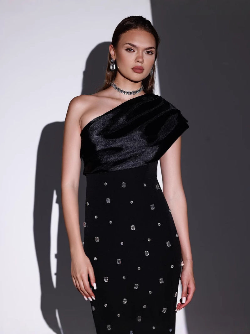 Off-shoulder Diamond Black Evening Dress