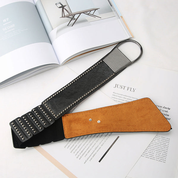 Chic Elastic Rivet Belt for Women in Black - Alloy Buckle Fashion Accessory.