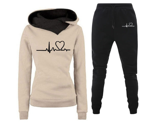 Comfy Autumn Women's Black Hoodie and Pants Tracksuit - Street Style Chic, Comfortable Polyester Set for Women's Autumn Wear.