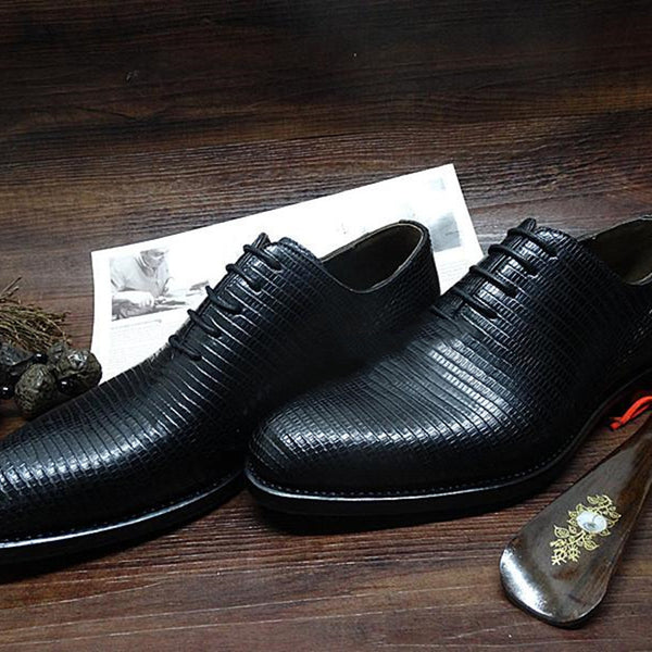 Handcrafted Men's Lizard Leather Derby Shoes in Classic Black. Premium quality with Goodyear welt construction. Sizes 37-44. Ideal for business and formal events.