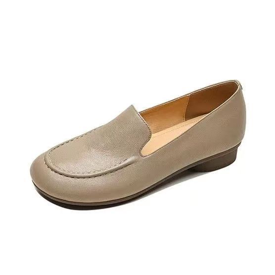 Retro Style New Round Toe Flat Bottom Loafers Slip-on British Soft Bottom Pumps Women