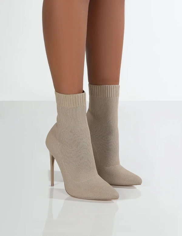 Elegant knitted sock ankle boots featuring cushioned insole and thin stiletto