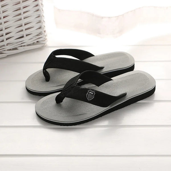 Casual summer sandals for men in true-to-size fit