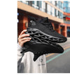 Men's everyday sneakers with breathable mesh fabric and versatile style
