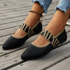 Versatile knitted pointed toe flats in color-block pattern with waterproof rubber outsole