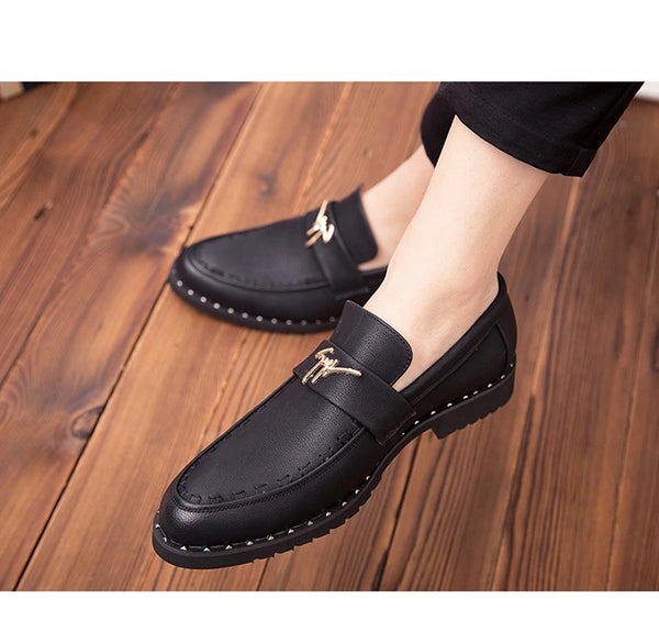 Cushioned PU insole for comfort in men's patent leather shoes.