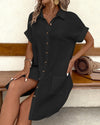 Lightweight knee-length dress with functional pockets and comfortable regular fit silhouette