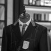 Elegant men's 3-piece suit in slim fit for business and formal events, featuring blazer, vest, and trousers in high-quality f
