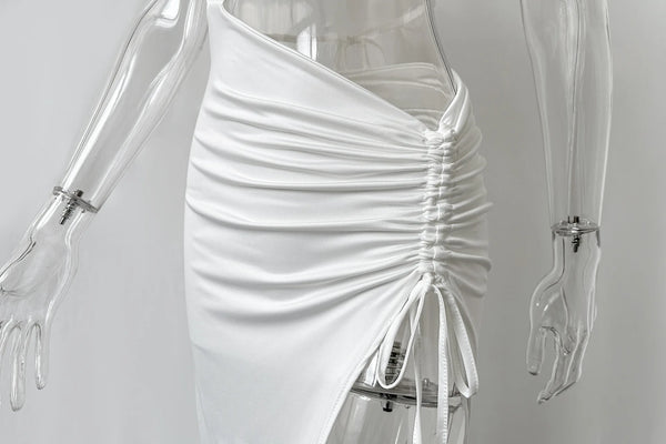 Versatile vacation maxi dress with adjustable waist and split detail