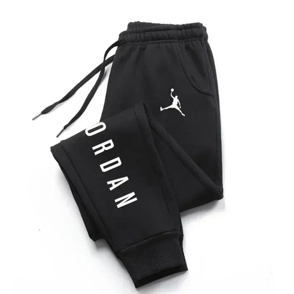 Moisture-wicking running pants with regular fit for autumn and winter workouts