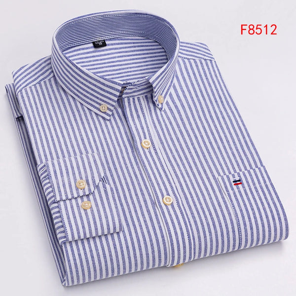 Detail of the shirt's breathable fabric for comfort.