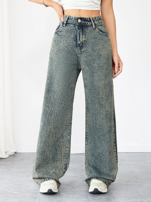 Close-up of the high-stretch fabric blend for comfort and freedom of movement.