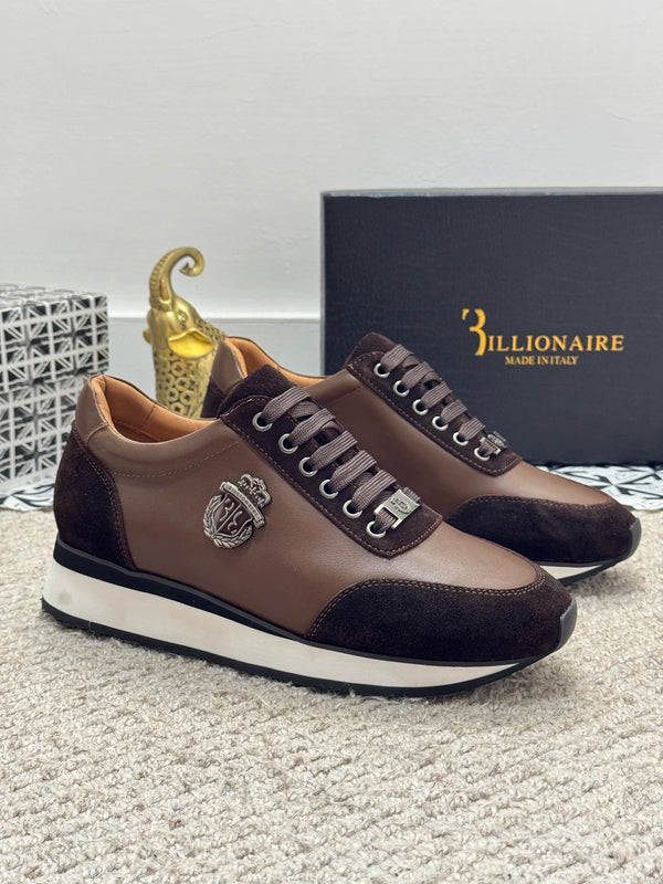 Elegant black leather loafers for men, crafted for durability.