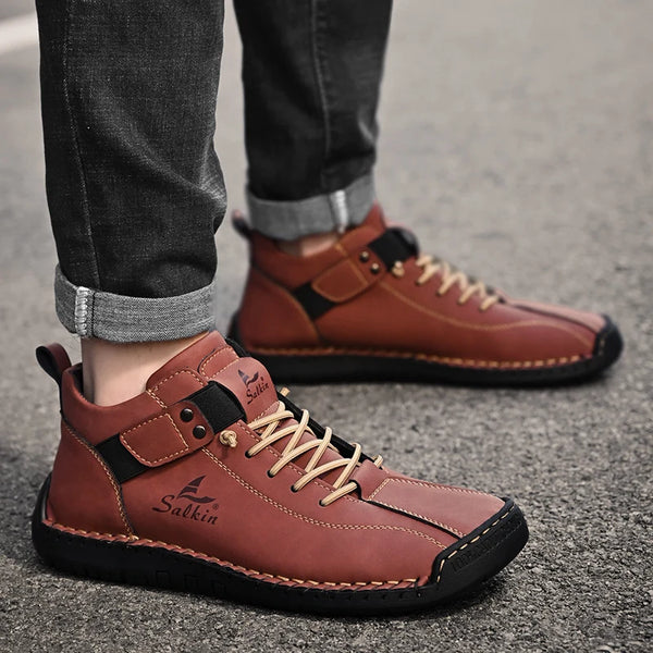 Premium casual boots with shearling lined interior comfort