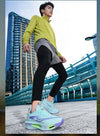 Comfortable walking sneakers with advanced breathability and classic design