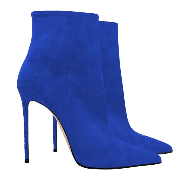 Elegant side zipper boots in premium suede material.