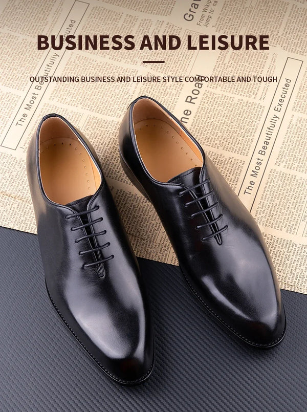 Genuine leather lace-up shoes for men in timeless black finish