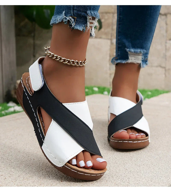 Comfortable women's sandals with 3-5cm wedge heel and soft PU lining
