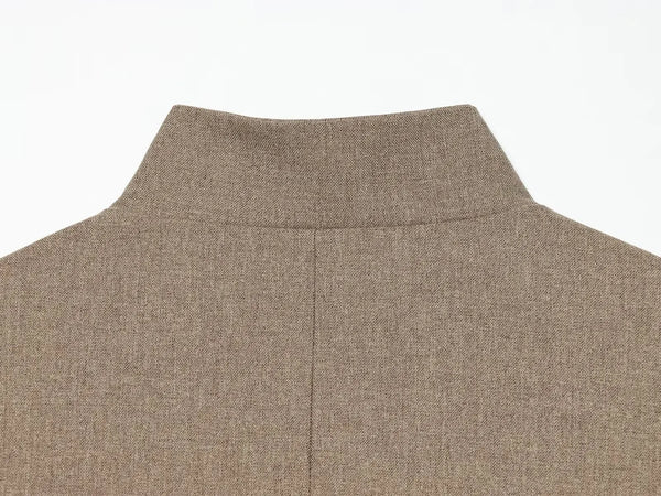 Elegant regular-fit blazer with contemporary stand collar design