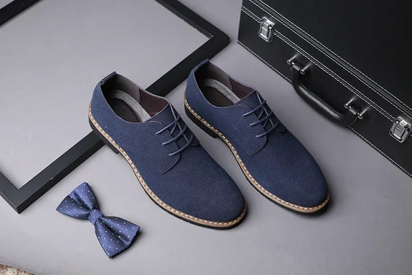 Retro style men's dress shoes with sturdy rubber outsole.