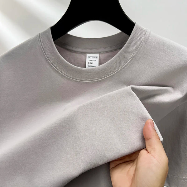 Soft everyday cotton t-shirt with easy pull-on style