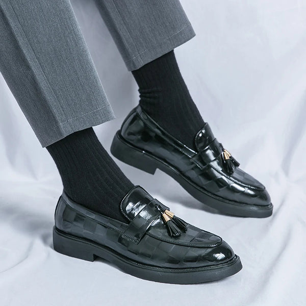 Pointed toe black oxfords for a refined look at events.