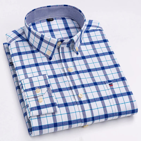 Men's Oxford Confidence Shirt in navy, perfect for boardroom settings.