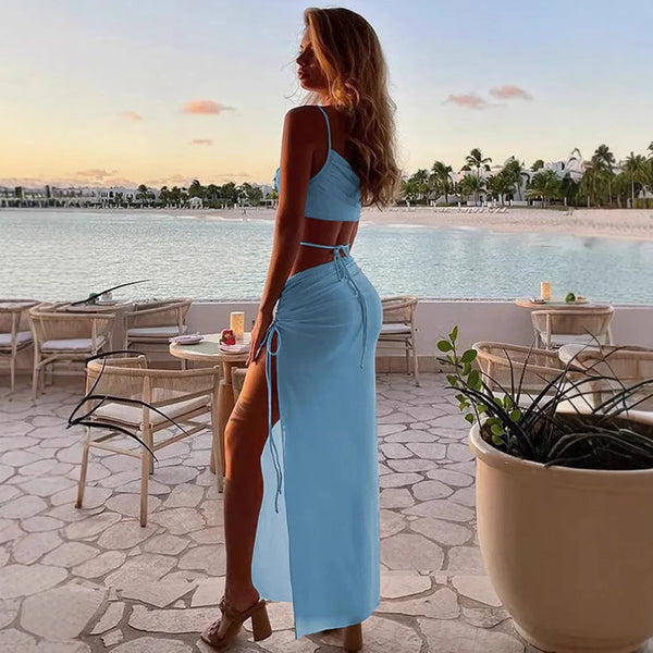 Travel-ready dress featuring adjustable drawstring and side split