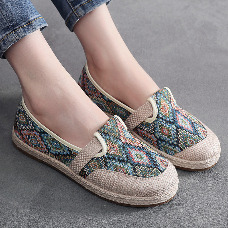 Women's Spring And Summer Breathable Ethnic Style Embroidered Shoes Soft Bottom