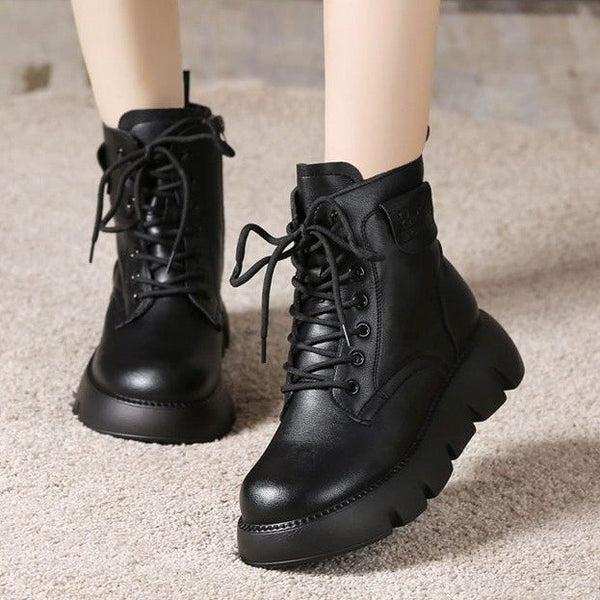Winter Women's Plush Fur Lined Snow Boots with Platform Heel & Front Lace-Up - Black/Brown - Women's Snow Boots.