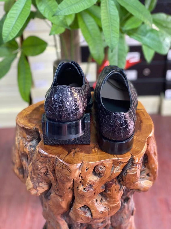 Luxurious Crocodile Skin Leather Shoes for Men - Black, Stylish & Breathable Lows with Aircraft Tire Sole