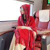 Cashmere-Feel Tassel Scarf with Retro Style and Dark Pattern for Every Season, Women's Vintage Accessory