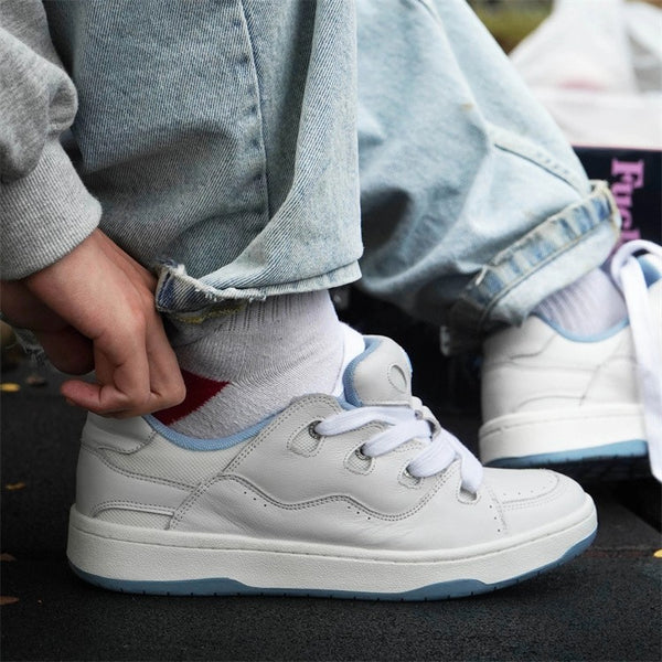 Trendy Women's White Canvas Skate Shoes with Flanging and English Muffin Heel
