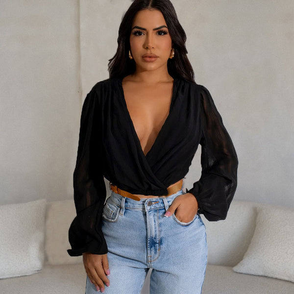 Street-Chic Adjustable Waistline Lantern Sleeve Top in white or black. Loose version style with unique waistband and raised stripes. Modern, chic, and lightweight design.
