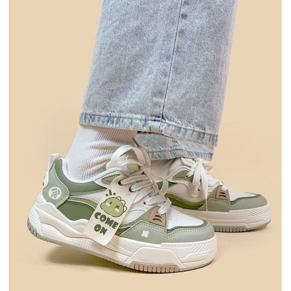 Chic Green Platform Sports Shoes for Women - Dad-Style Design - Breathable - Hong Kong Style Footwear